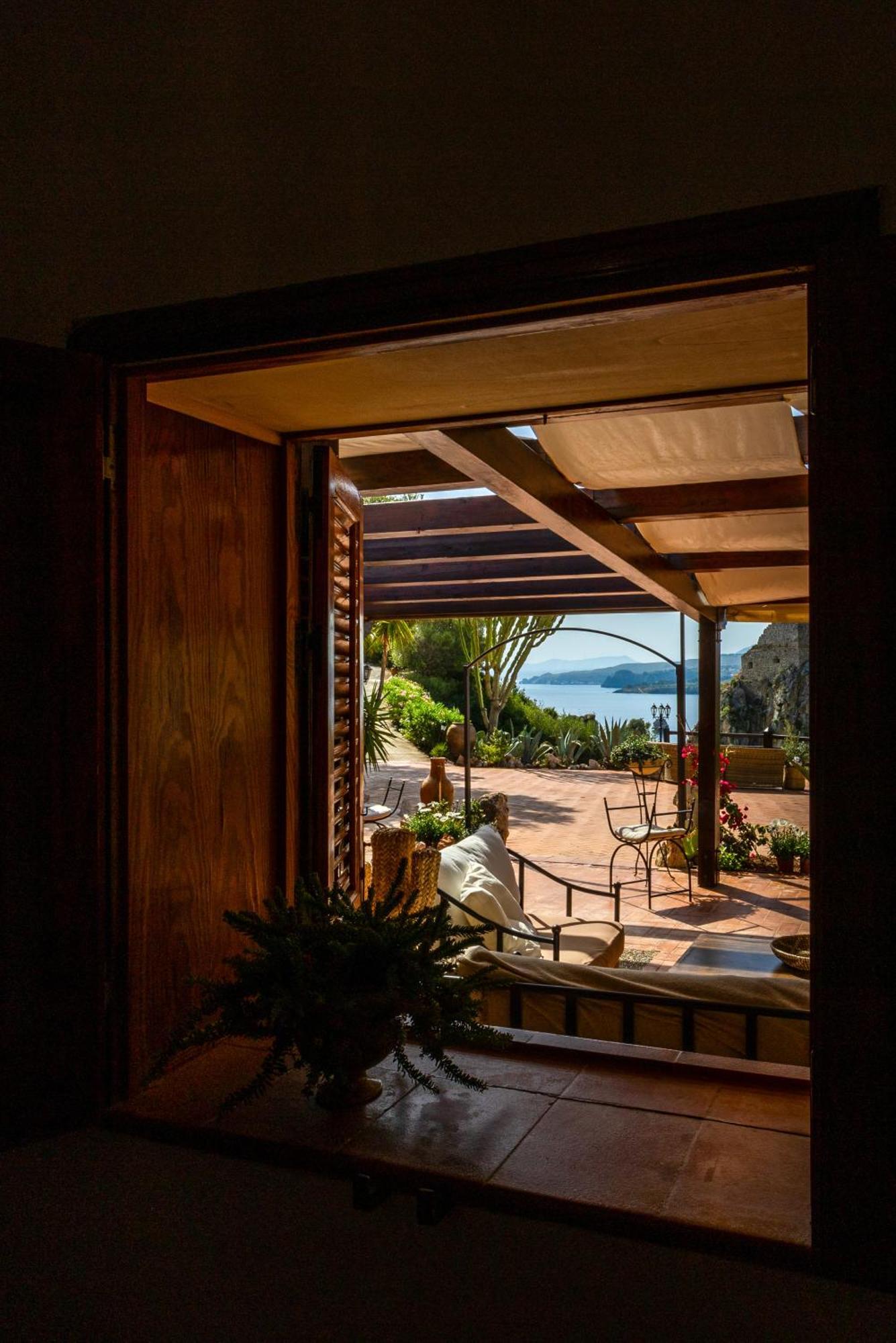 Torre Di Scopello Apartment Scopello  Exterior photo